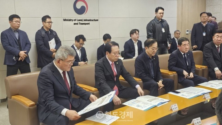 서해~동해 잇는 '중부권 동서횡단철도', 국가철도망 반영 총력전
